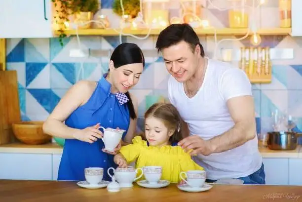 От огромной груди Любови Тихомировой сложно оторвать взгляд