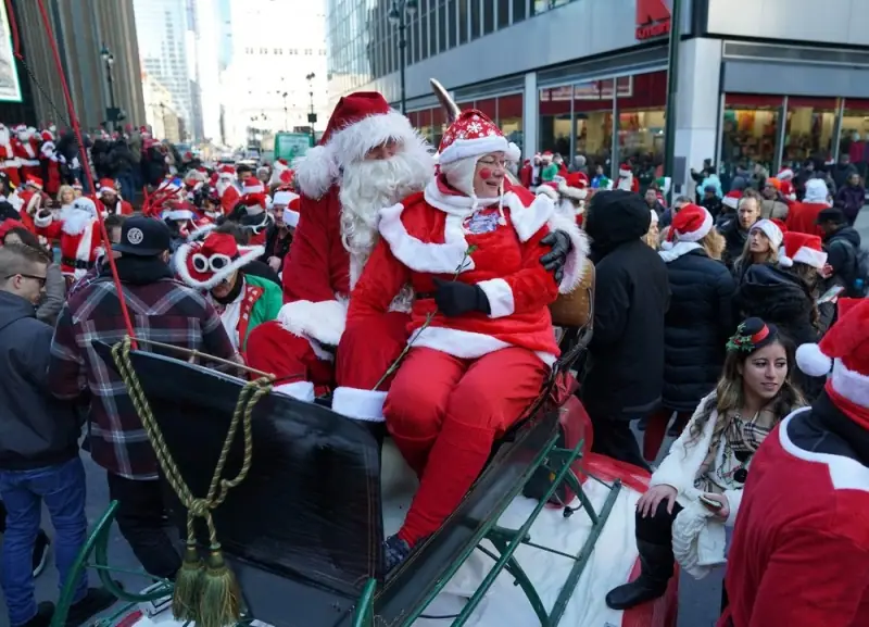 Праздник к нам приходит: SantaCon 2018