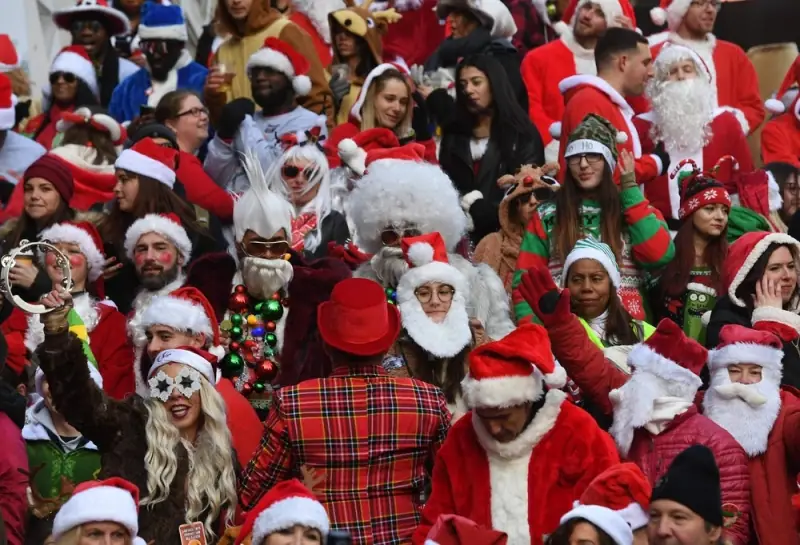 Праздник к нам приходит: SantaCon 2018