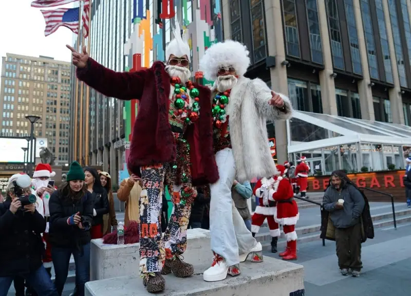 Праздник к нам приходит: SantaCon 2018