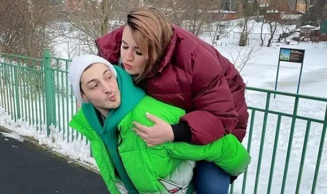 Иосиф Оганесян улетает на операцию в Стамбул