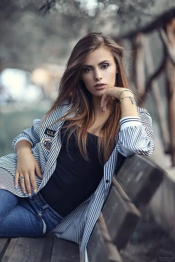 Симпатичные девушки (26 фото)