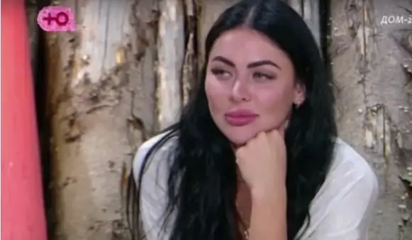 Новая участница Лиля Емельянова очаровала всех парней