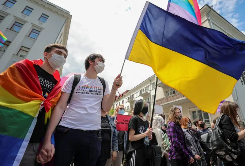 Месяц гордости в разных странах мира