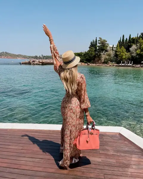 Снимки из Instagram Хлои Терэ