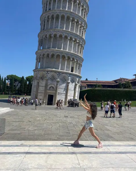 Анна Плетнева на снимках в Instagram