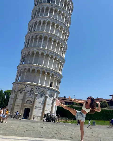 Анна Плетнева на снимках в Instagram