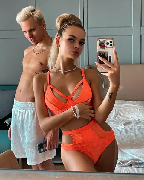 Аня Ищук на фото в Instagram