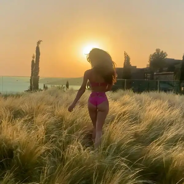 Анна Плетнева на снимках в Instagram