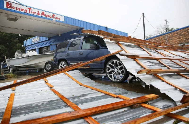 Тропический шторм «Николас» вызвал разрушения и наводнения в Техасе