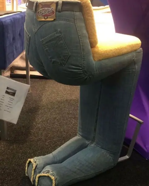 Странные дизайнерские решения из Instagram-аккаунта pleasehatethesethings