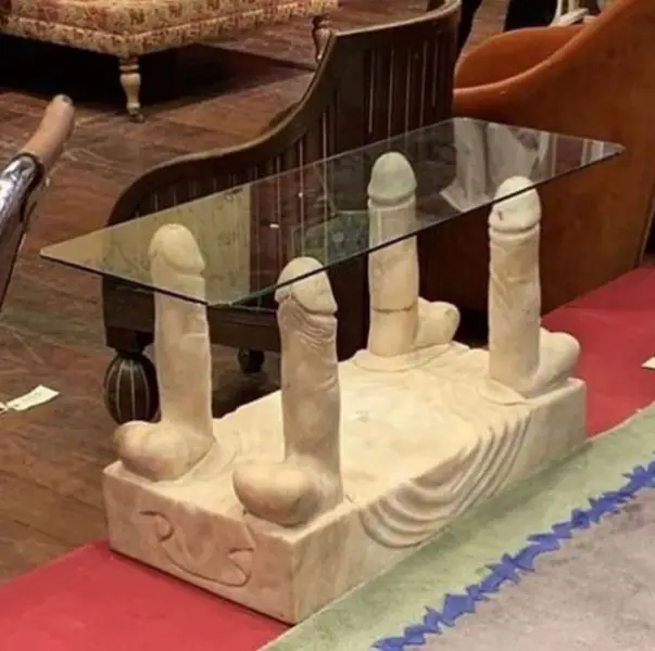 Странные дизайнерские решения из Instagram-аккаунта pleasehatethesethings
