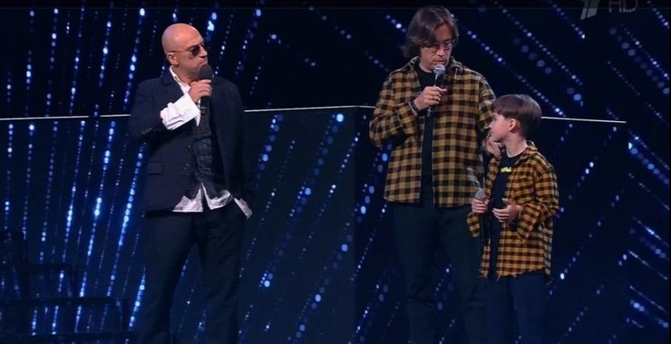 В шоу «Две звезды. Отцы и дети» состоялся дебют сына Максима Галкина на большой сцене