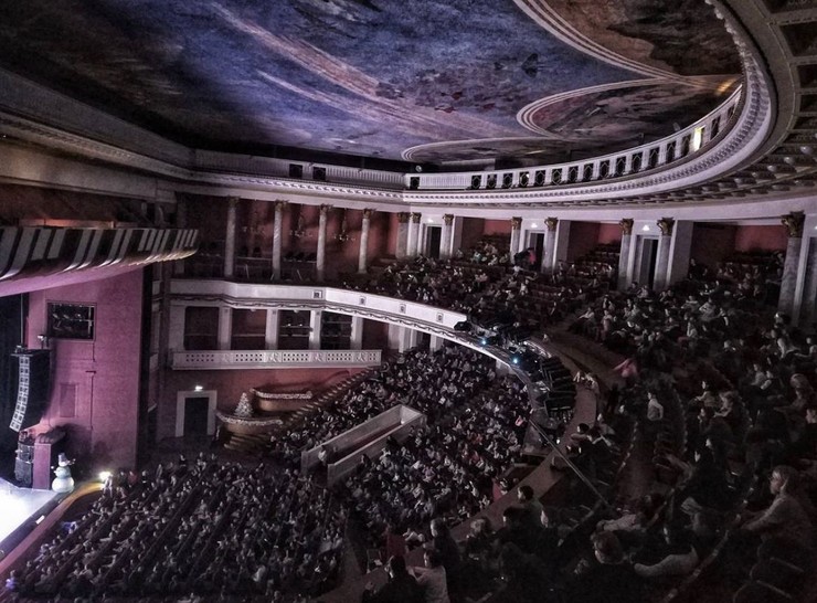 Установлена причина смерти зрителя, упавшего с балкона на концерте Сергея Трофимова