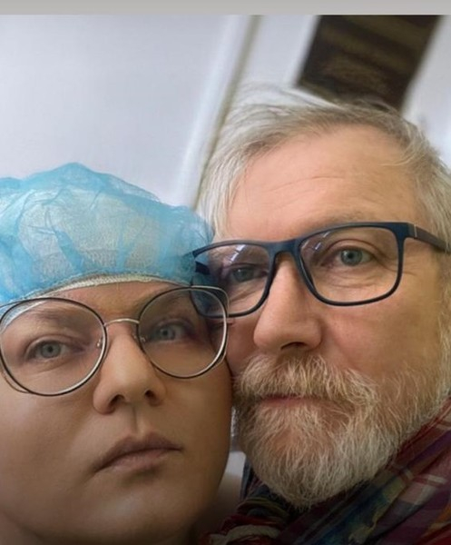 Шов на всю голову. Фото жены Кузьмича из «Особенностей национальной охоты» после операции на черепе