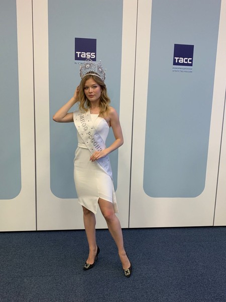 «Мисс Россия-2022» Анна Линникова ответила, пойдет ли на шоу «Холостяк» и делала ли она пластику
