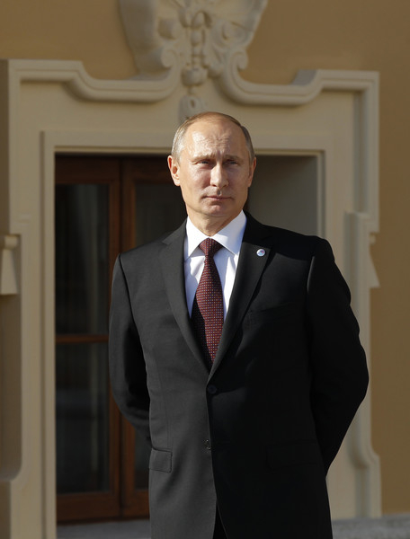 Срочное обращение Владимира Путина к жителям России — трансляция 1 Срочное обращение Владимира Путина к жителям России — трансляция