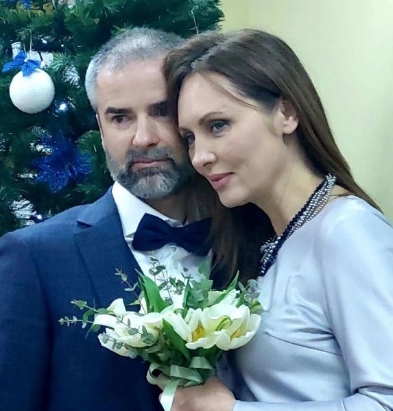 Елена Ксенофонтова вышла замуж